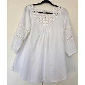HANNAH Boho White Top/Extensive Detail Around The Neckline-Flowy & Feminine XL
